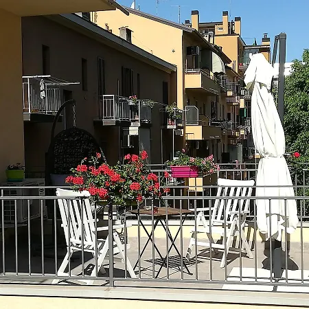 Ramo Rosso Di Paolo Natalini 3*